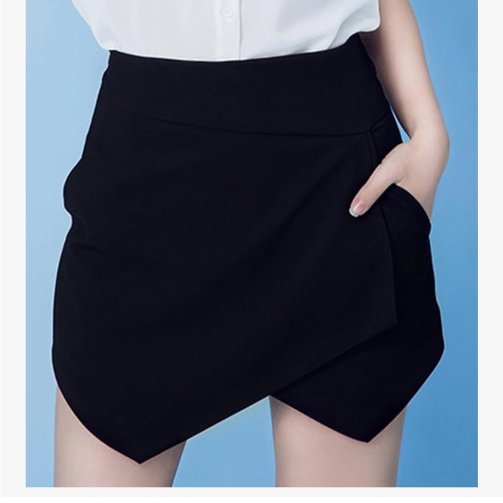 Charles Richard’s Brand Tulip Skort